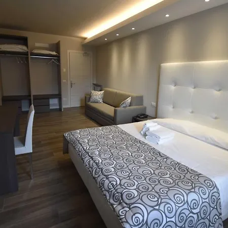 Hotel Riposo 3*