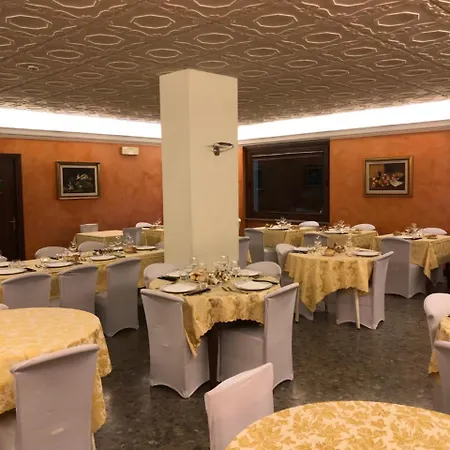 Riposo Hotel 3*