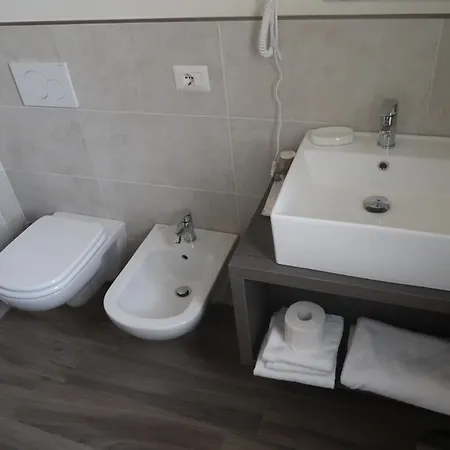 Riposo Hotel 3*