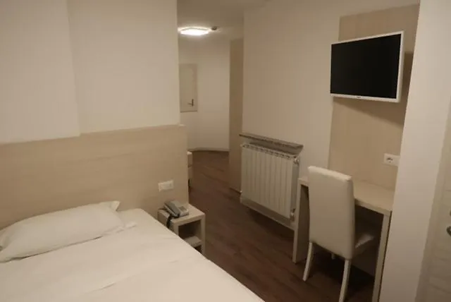 Szálloda Riposo San Pellegrino Terme